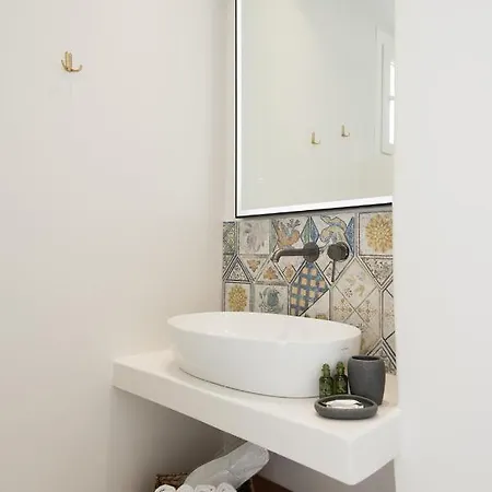 Villa Principality Villas, Sea View With Private Pool Above Ftelia