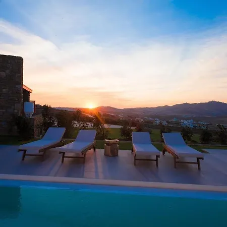 Villa Principality Villas, Sea View With Private Pool Above Ftelia *