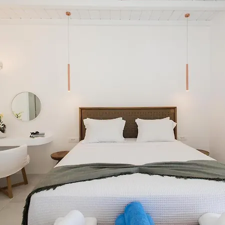 Principality Villas, Sea View With Private Pool Above Ftelia Villa