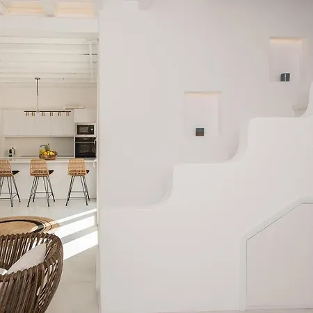Principality Villas, Sea View With Private Pool Above Ftelia